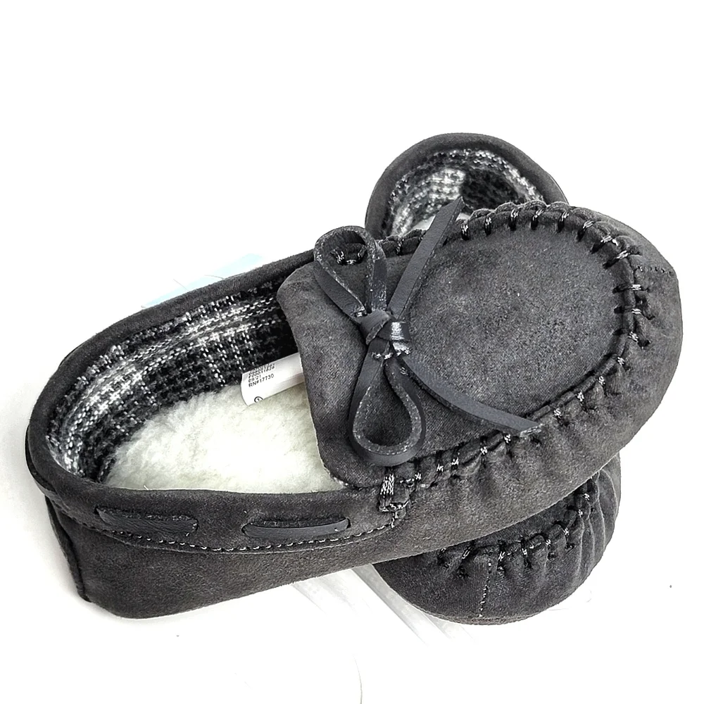 ``S25637 NWT Cat & Jack Gray Carter Moccasins
